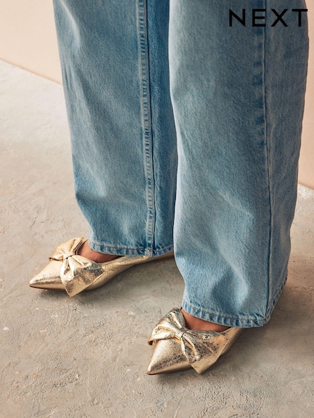 金色 - Forever Comfort® Point Toe Bow Ballerinas (N55271) | NT$1,410