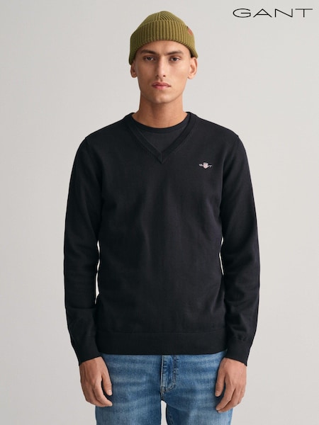GANT Black Classic 100% Cotton V-Neck Jumper (N56244) | €58