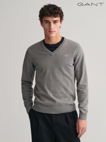 GANT Dark Grey Melange Classic 100% Cotton V-Neck Jumper (N56263) | R$ 985