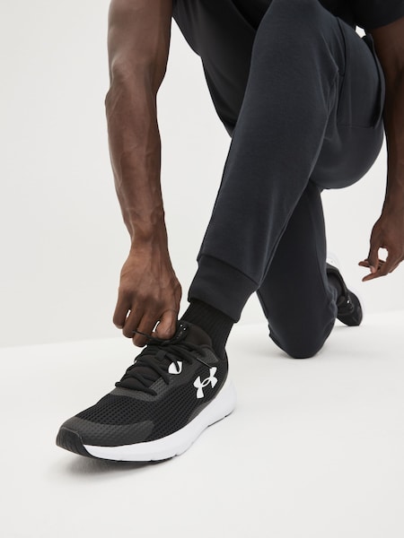 Under Armour Surge 3 Black Trainers (N56472) | €25