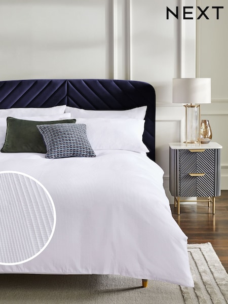 300 Thread Count 100% Cotton Waffle Texture Duvet Cover and Pillowcase Set (N56972) | €62 - €95