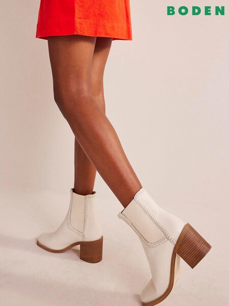 Boden Cream White Block Heel Chelsea Boots (N57247) | €52