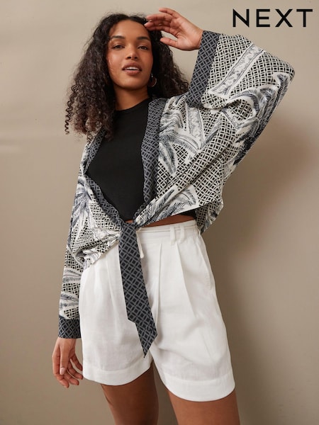 Black/White Tie Front Kimono Cover-Up (N57776) | €17