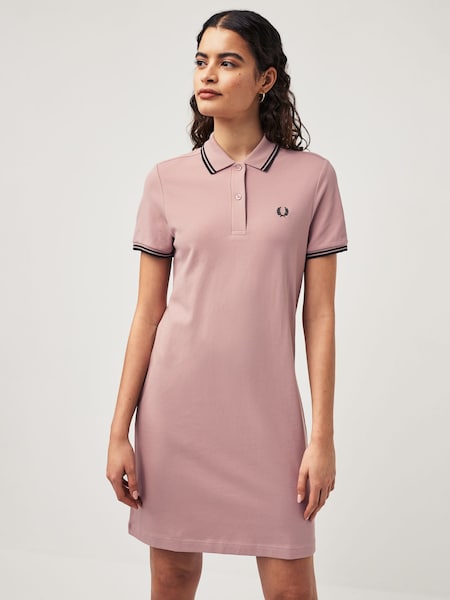 Rosa - Fred Perry – schwarzes Polokleid mit doppeltem Kontraststreifen (N57953) | 42 €