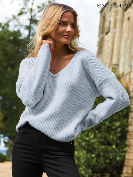 Sosandar Blue Cable Shoulder V-Neck Jumper (N59683) | €72