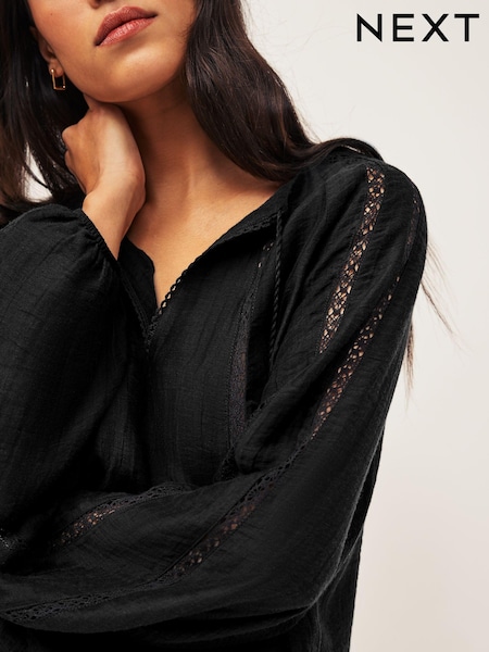 Black Textured Long Sleeve V-Neck Blouse (N60064) | €17