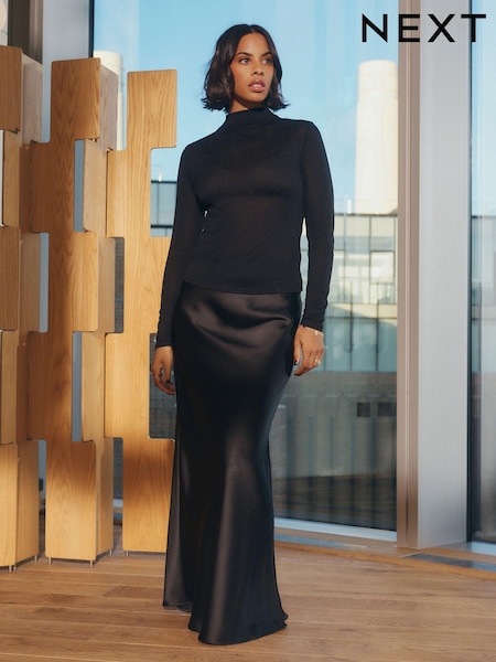 Black Tailored Satin Midi Skirt (N61056) | €18