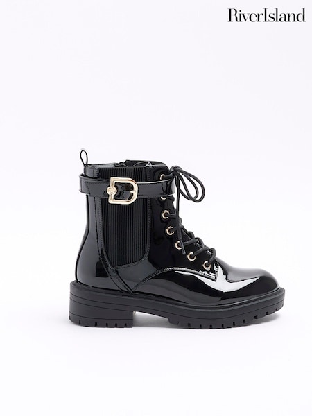 أسود - بوت برباط علوي بأبزيم تلبيس عريض من River Island (N61877) | ‏12 ر.ع.‏