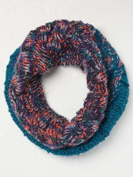 FatFace Green Twist Space Dye Snood (N62882) | €20.50