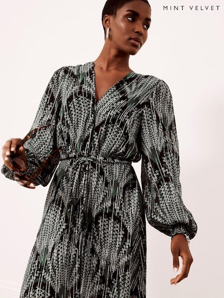 Mint Velvet Green Jacquard Mini Dress (N62936) | €45