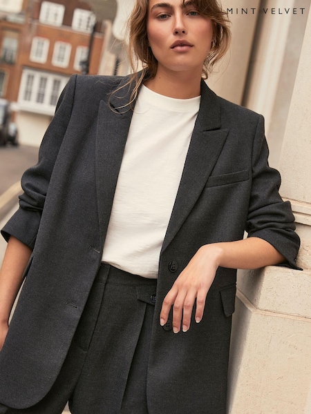 Mint Velvet Relaxed Blazer (N63827) | €53