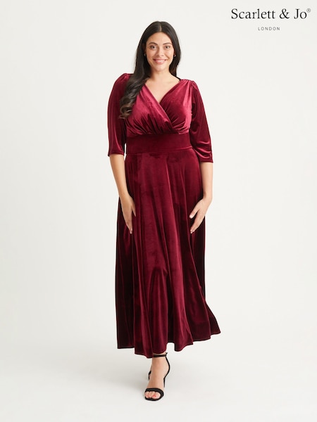 Scarlett & Jo Burgundy Red Verity Velvet Maxi Gown (N64374) | AED699
