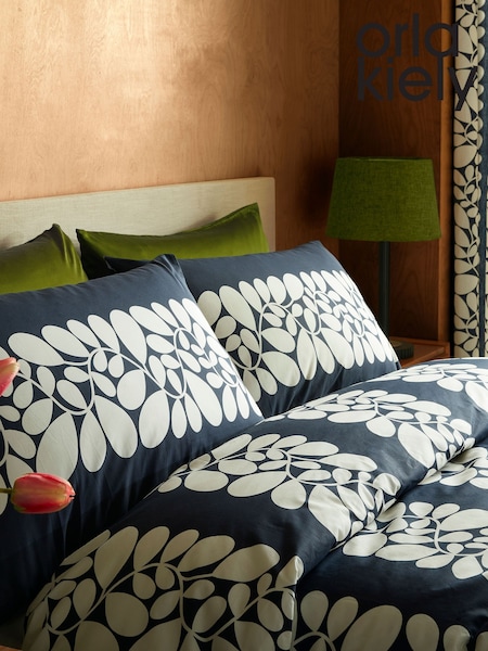 Orla Kiely 2 Pack Space Blue Sycamore Stripe 100% Cotton Pillowcases (N68929) | €27