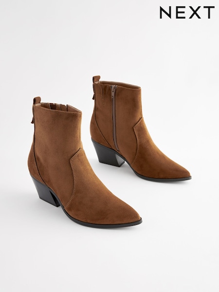 Rjava - Forever Comfort® Cowboy Ankle Boots (N69909) | € 43