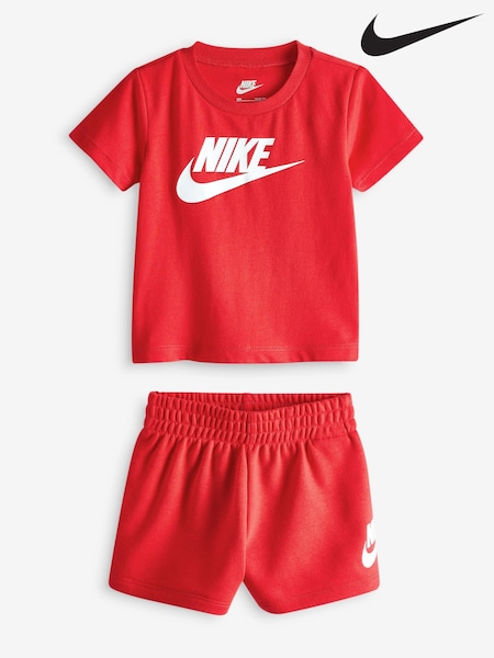 Nike Red Infant Club T-Shirt and Shorts Set (N75756) | €42