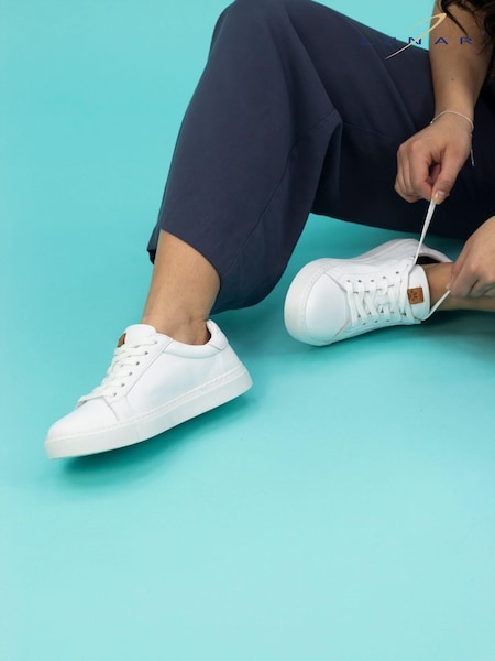Bela - Lunar Lazy Dogz Piper Leather Trainers (N75867) | € 92