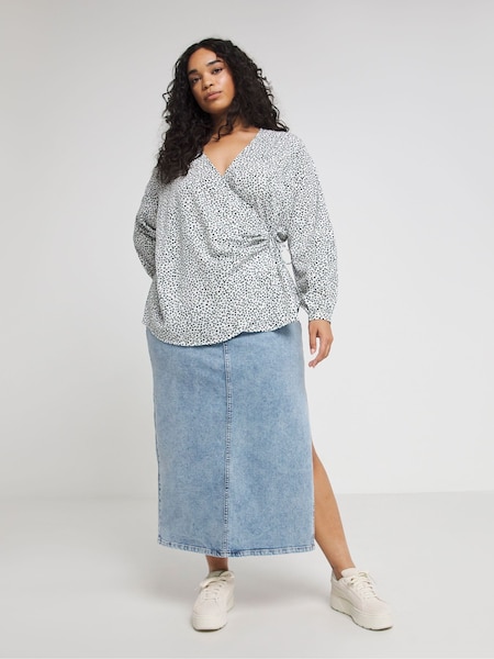 Simply Be White Spot Print Tie Front Wrap Blouse (N76370) | €13.50