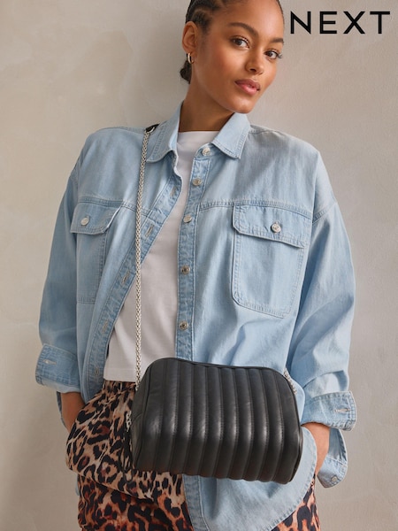 Black Quilted Camera Bag (N77215) | €15