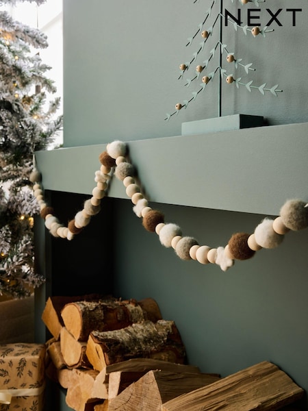 Natural Scandi Beaded Christmas Garland (N77279) | €12