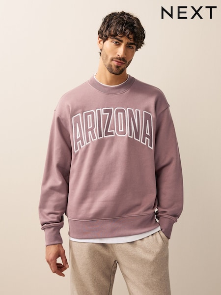 Berry Pink Cotton Rich Crew Graphic Sweatshirt (N79599) | R$ 305