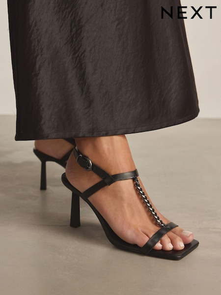 Black Forever Comfort®  Chain T-Bar Heels (N94739) | 87 QAR