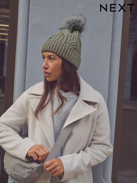 Kaki zelena - Cable Knit Pom Hat (N94898) | € 13