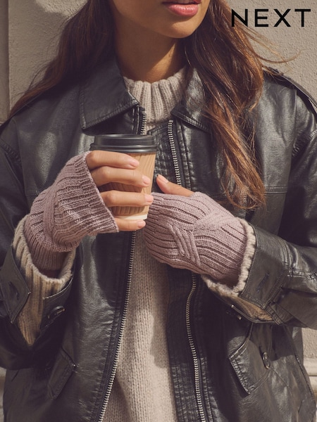 Pink with Gold Sparkle Cable Knit Handwarmer (N94922) | €7