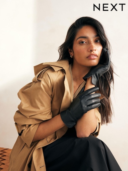 Black Leather Gloves (N95263) | €29