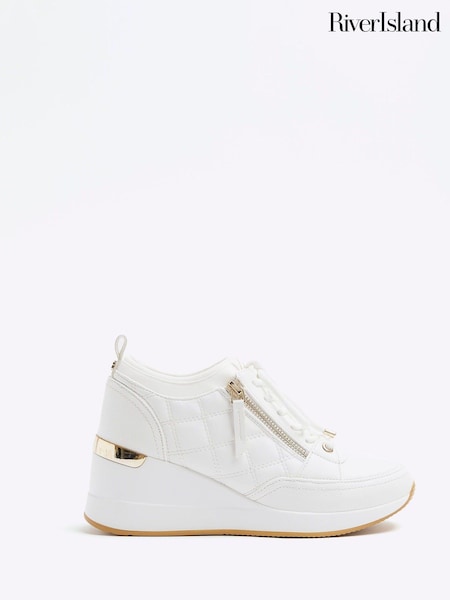 River Island Quilted Side Zip Wedge Trainers (N95508) | € 35