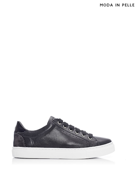 Moda in Pelle Anatoli Trainers With Ciruclar Cut Out Detail Around Lace Holes (N96492) | €88