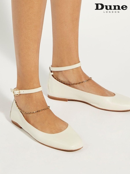 Cream - Dune London Halles Ankle Chain Ballet Pumps (N96684) | € 51