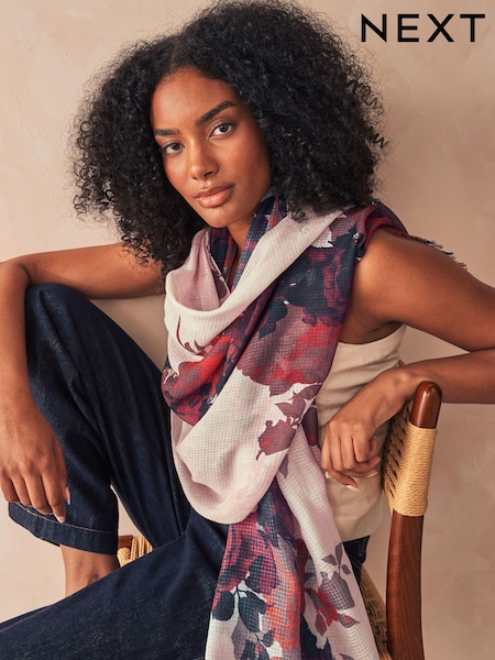 Rose Trail Ecru - Lightweight Scarf (N97604) | kr161