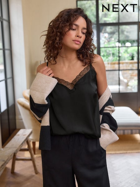 Black Lace Trim Strappy Cami Top (N98107) | €13