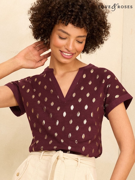 Love & Roses Red Dash Foil Jersey V Neck Woven Trim Short Sleeve T-Shirt (N98490) | €11.50