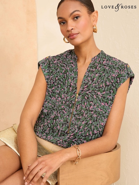 Love & Roses Khaki Green Animal Roll Sleeve Zip Top (N98492) | €23
