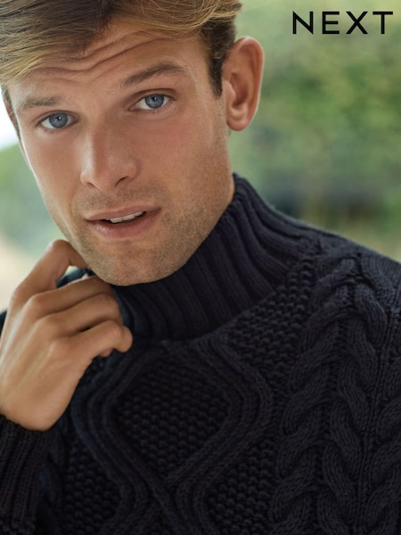 Black Relaxed Fit Cotton Rich Cable Knit High Crew Jumper (N99068) | €35