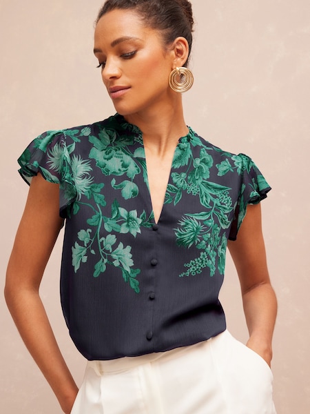 V&A | Love & Roses Teal Floral Petite Printed Ruffle V Neck Flutter Sleeve Button Up Blouse (P74395) | €18