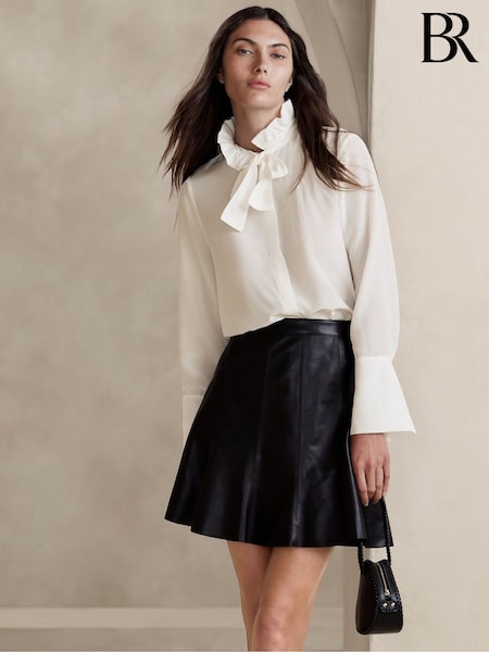Banana Republic White Yadra Silk Blouse (P85943) | €83