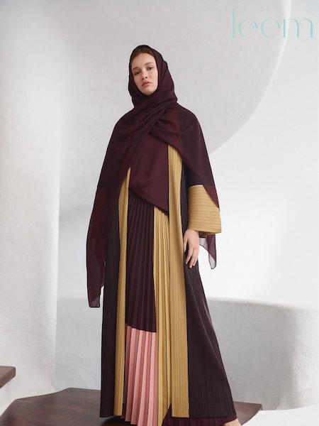 leem Grey Printed Plisse Abaya (Q37211) | €111