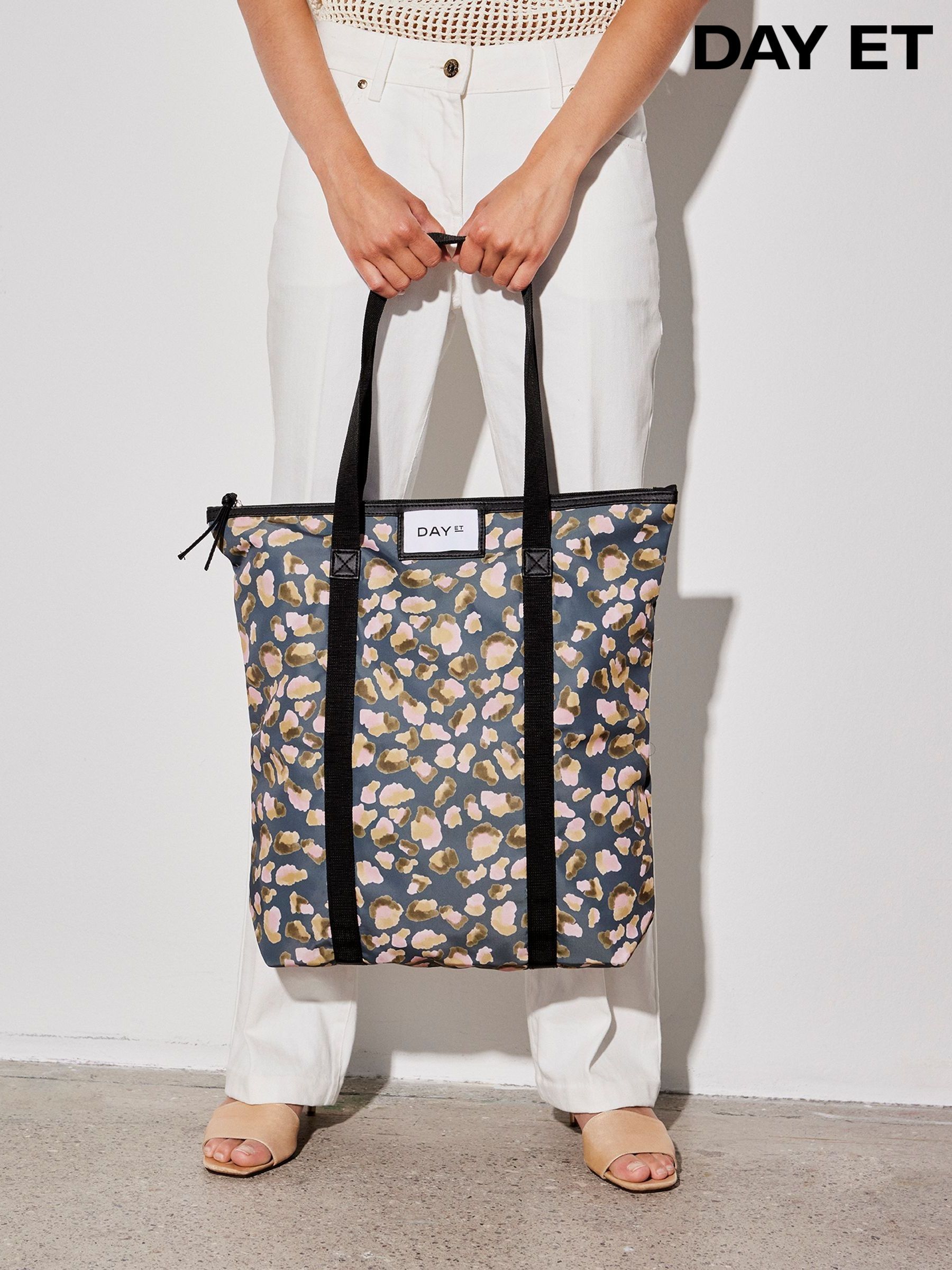 Women's day bag hot sale