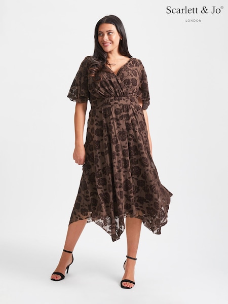 Scarlett & Jo Brown Julie Hanky Hem Dress (Q53275) | R$ 985