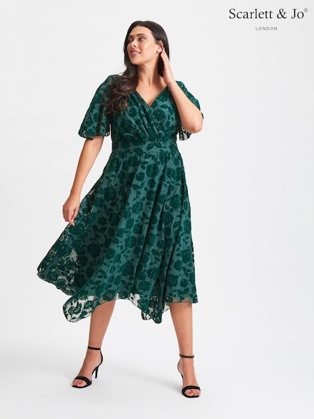 Scarlett & Jo Green Julie Hanky Hem Dress (Q53280) | 495 QAR