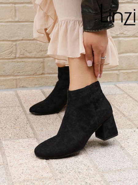 Черная замша - Linzi Verse Block Heeled Ankle Boots (Q57092) | €50