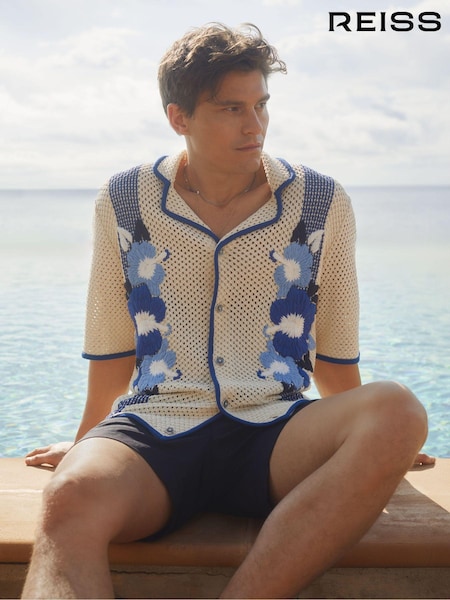 Reiss Ecru/Blue Love Ché Open-Stitch Jacquard Cuban Collar Shirt (Q60919) | €258