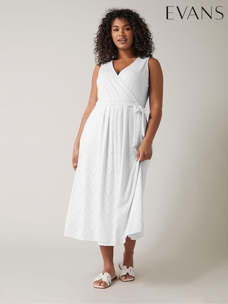 Evans Sleeveless Broidery Wrap White Dress (Q61637) | €32
