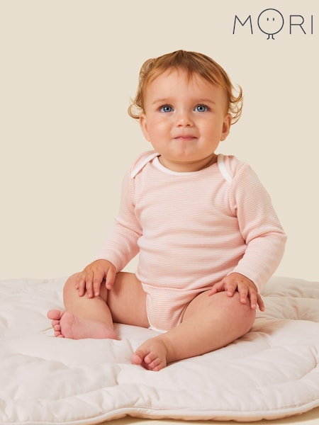 MORI Organic Cotton & Bamboo Long Sleeve Envelope Neckline Bodysuit (Q66029) | $36