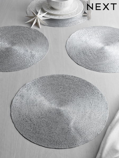 Set of 4 Silver Wipe Clean PVC Placemats (Q66504) | €11