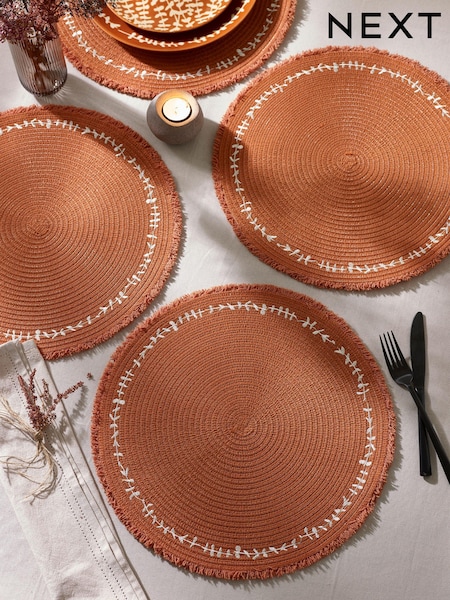 Set of 4 Orange Embroidered Leaf Placemats (Q66551) | €17