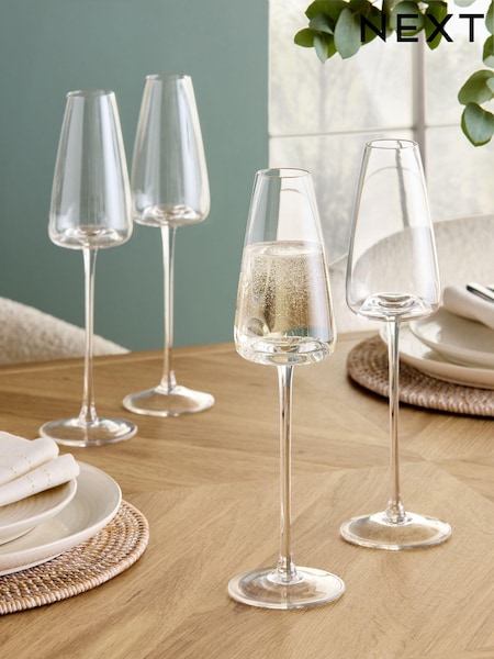 Set of 4 Tapered Champagne Flutes (Q66601) | 32 €