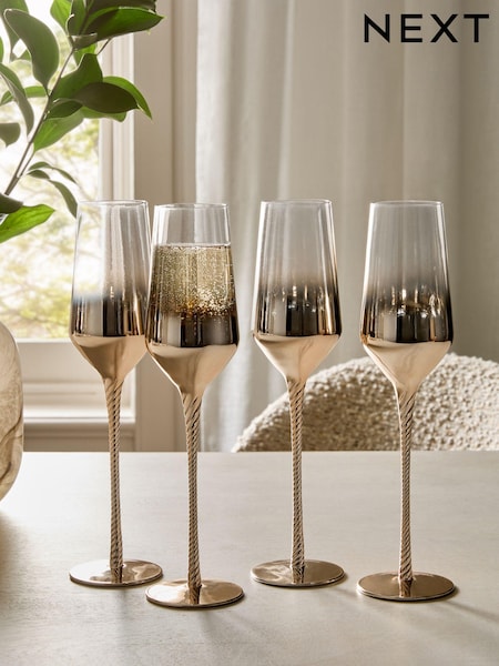 Set Of 4 Astrid Champagne Flutes (Q66606) | € 28